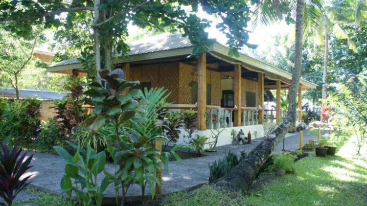 The Silent Gardens Beach Guesthouse in Camiguin