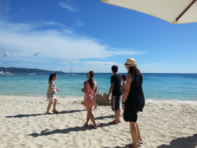 Boracay Sandcastle Poroposal